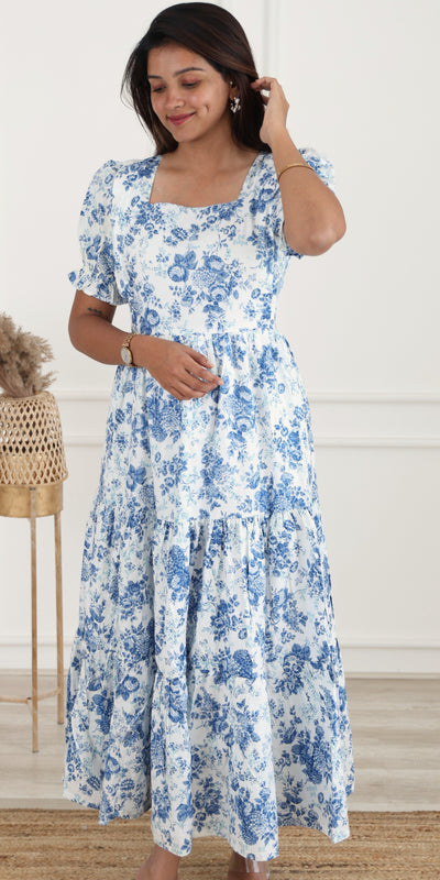 Inaya Blue – Maternity & Nursing Maxi Dress with Square Neck, 3 Tiers, Elastic Sleeves & Concealed Zips